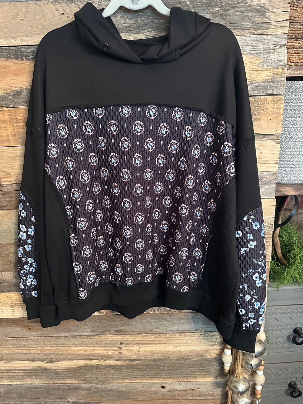 Black Quilted Floral Hoodie sweatshirt